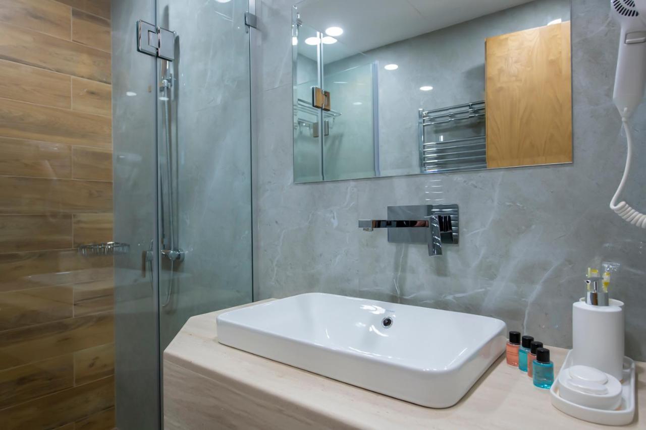 Hotel Solo Tiflis Dış mekan fotoğraf