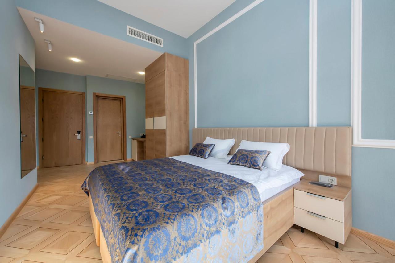 Hotel Solo Tiflis Dış mekan fotoğraf