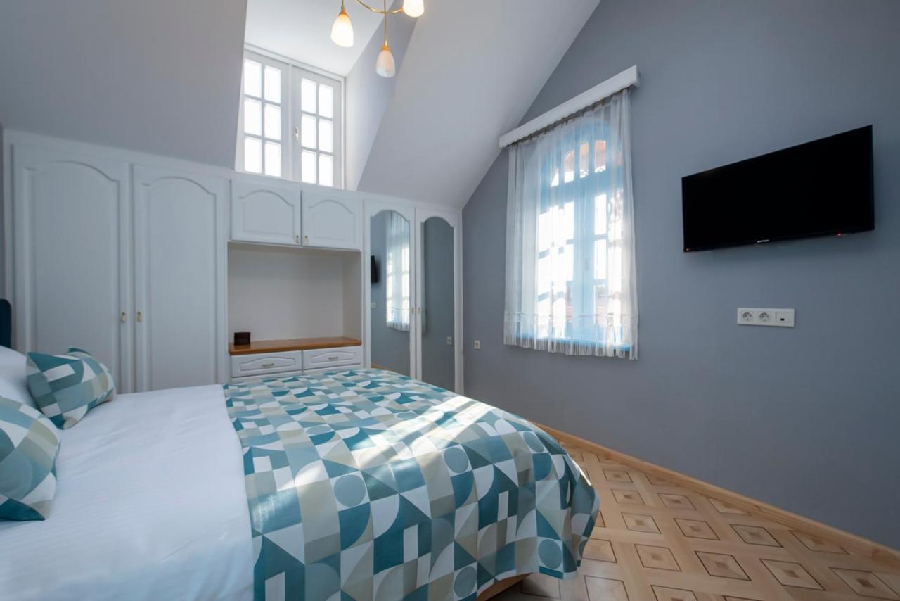 Hotel Solo Tiflis Dış mekan fotoğraf
