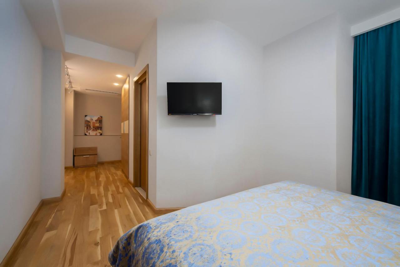 Hotel Solo Tiflis Dış mekan fotoğraf