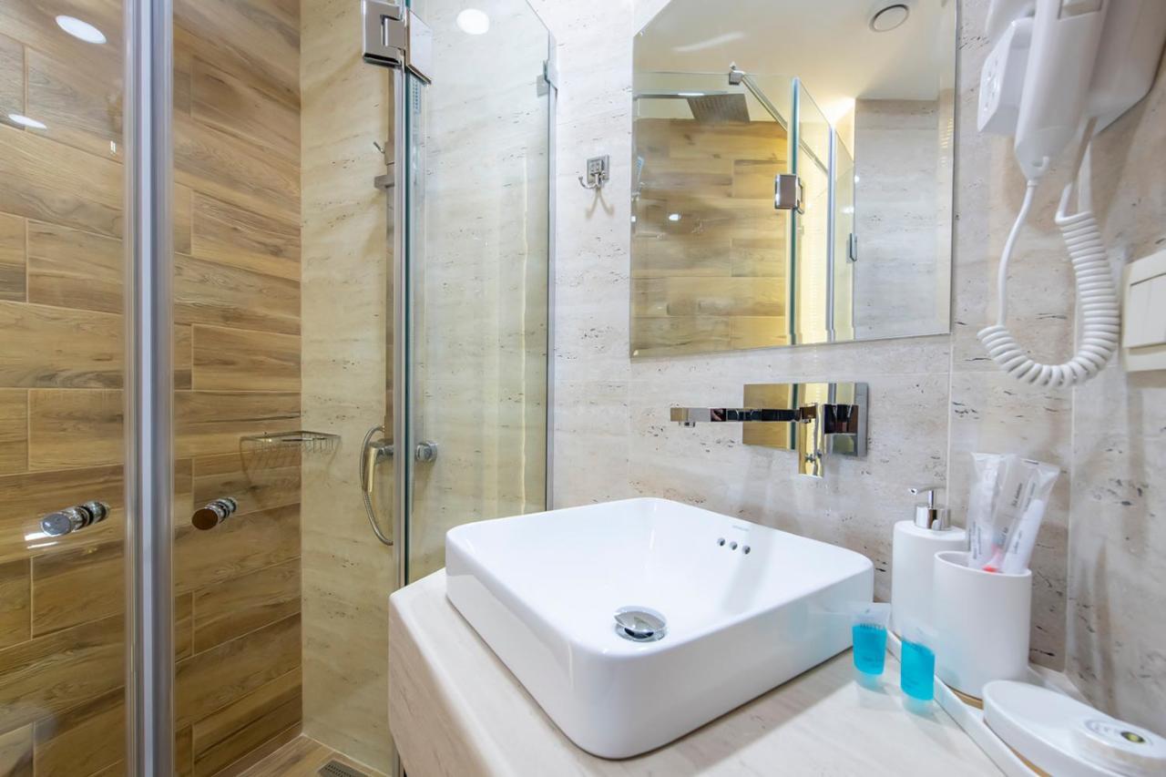 Hotel Solo Tiflis Dış mekan fotoğraf