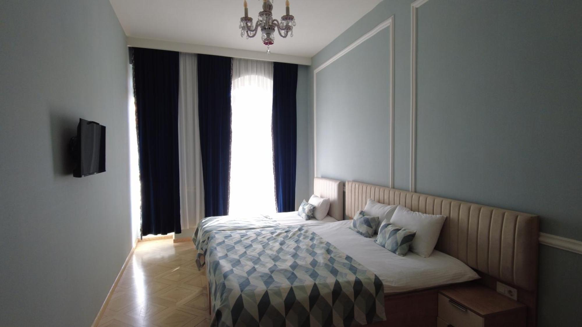 Hotel Solo Tiflis Dış mekan fotoğraf